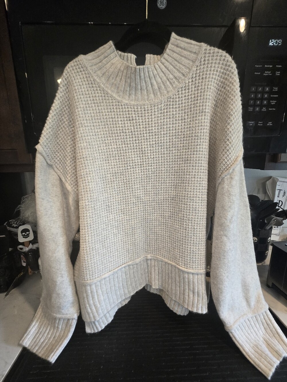 NWT! Cozy Cream Waffle Knit Women's Sweater. Size XL
